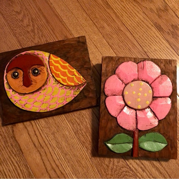 Hand carved wooden wall hangings - Picture 1 of 6